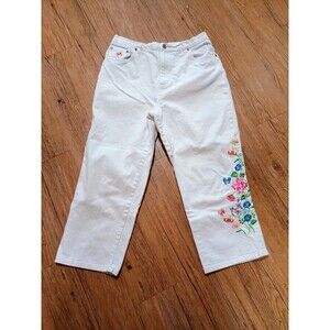 Quacker Factory Womens Denim Capri Pants S Embroidered Floral Butterfly White